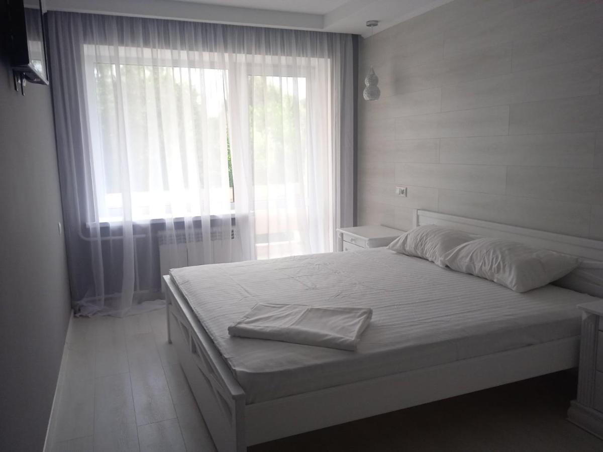 Sanatoriy-Hotel Feofaniya Kiev Ngoại thất bức ảnh